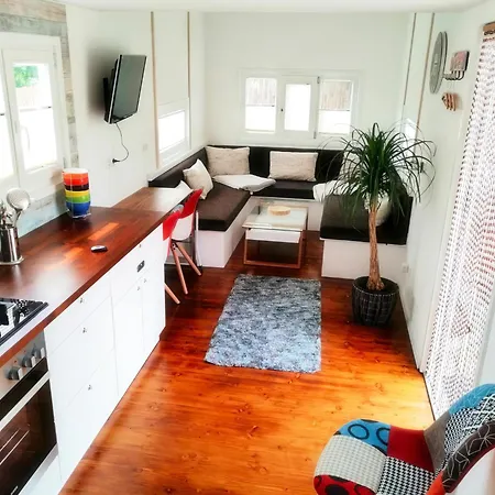 Apartamento Modernes Tiny House Rheinwald