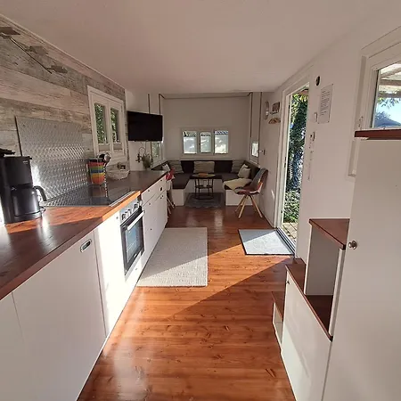 Modernes Tiny House Rheinwald Apartamento *